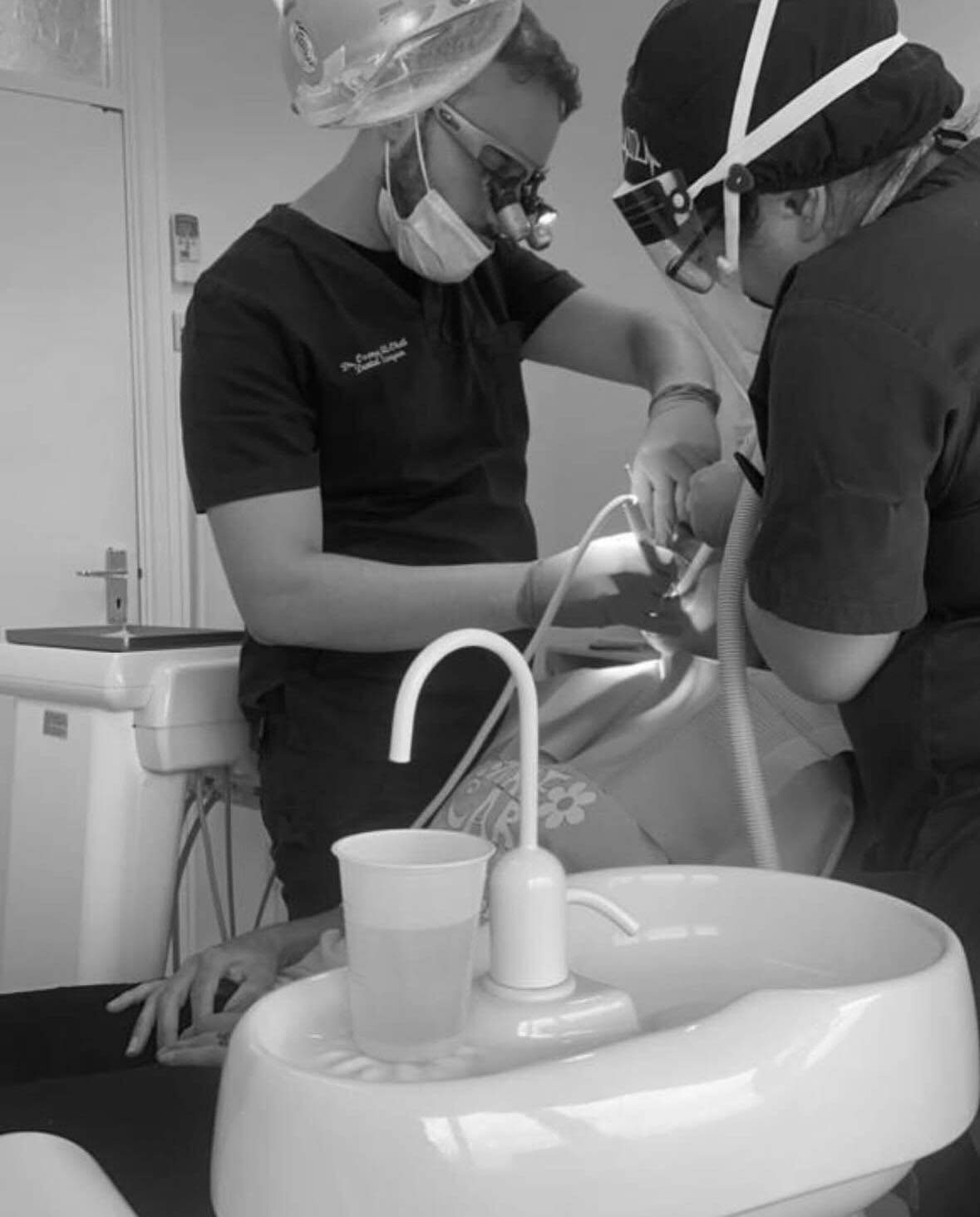 White Fillings in Ilford, Essex 1 performing white fillings