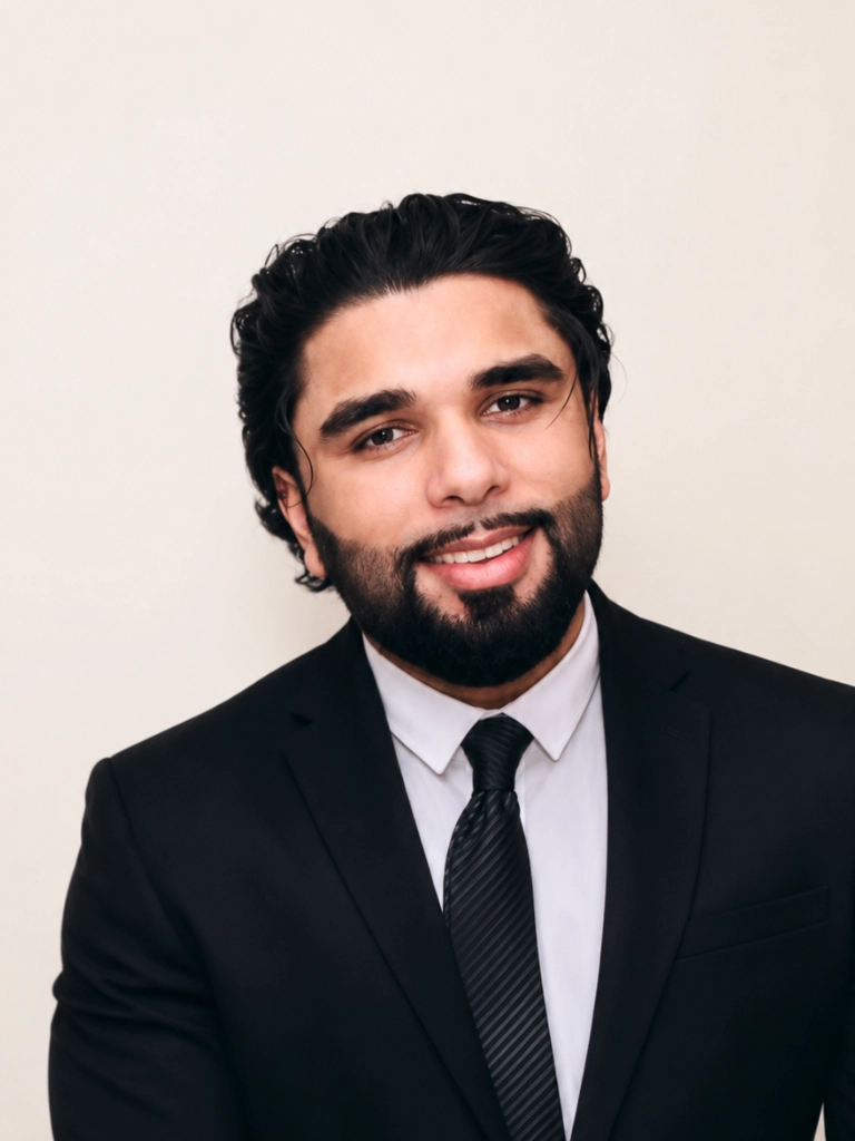 Meet The Team 8 dr hamza dentist profile1